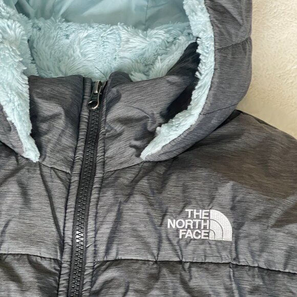 The North Face Girls' Mossbud Swirl Parka In Gray & Starlight Blue Size: XL (18) - Picture 6 of 11